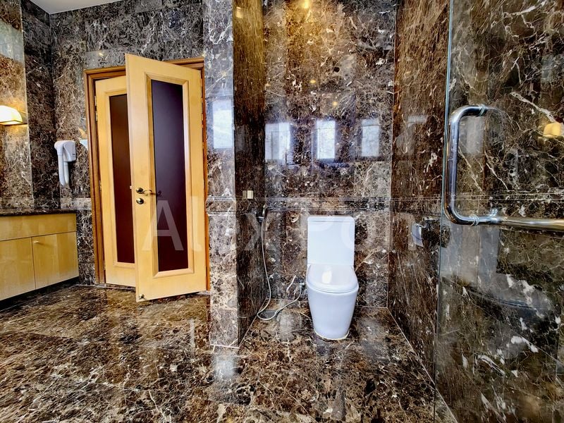 6 Bed Bungalow (Landed) for Rent in Villas Holland - Image 19