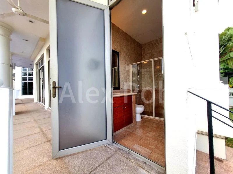 6 Bed Bungalow (Landed) for Rent in Villas Holland - Image 9