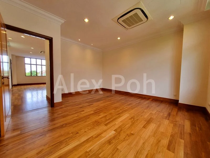 6 Bed Bungalow (Landed) for Rent in Villas Holland - Image 23