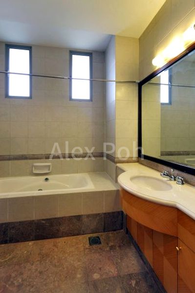 6 Bed Bungalow (Landed) for Rent in Villas Holland - Image 38