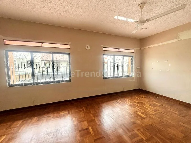 7 Bed Bungalow (Landed) for Rent in Excelsior Gardens - Image 2