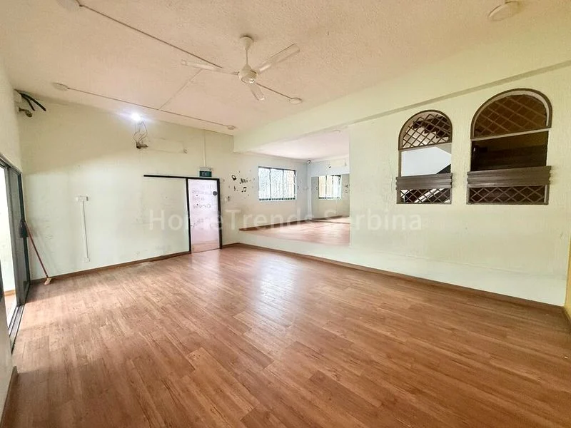 7 Bed Bungalow (Landed) for Rent in Excelsior Gardens - Image 3