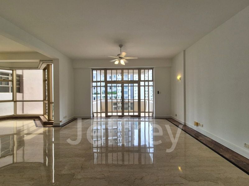 4 Bed Condo for Rent in Leonie Condotel - Image 6