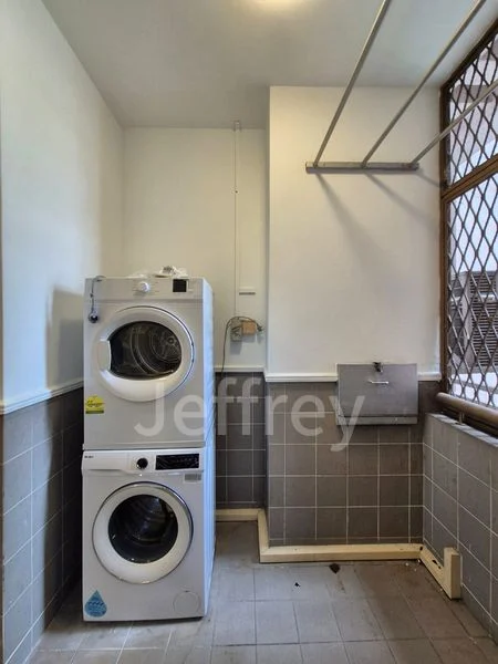 4 Bed Condo for Rent in Leonie Condotel - Image 10