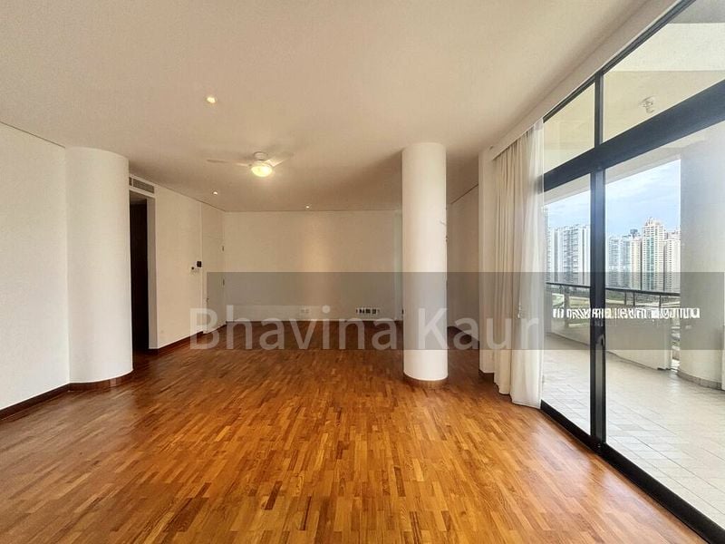 4 Bed Condo for Rent in  The Colonnade - Image 8
