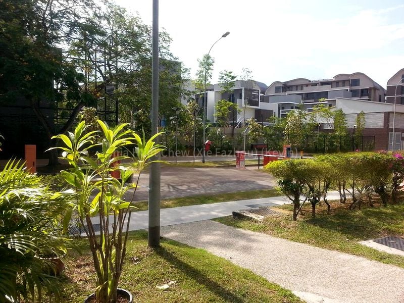 Shop / Shophouse for Sale: 744 Bedok Reservoir Road - Image 2