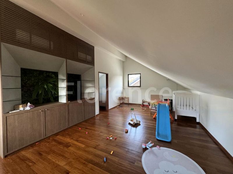 5 Bed Bungalow (Landed) for Rent in  Maryland Estate - Image 4