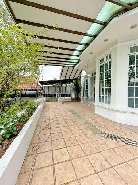 5 Bed Bungalow (Landed) for Sale in  Kilburn Estate - Image 2