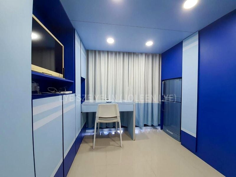 10 Bed Terraced House (Landed) for Sale in Hampshire Road - Image 2