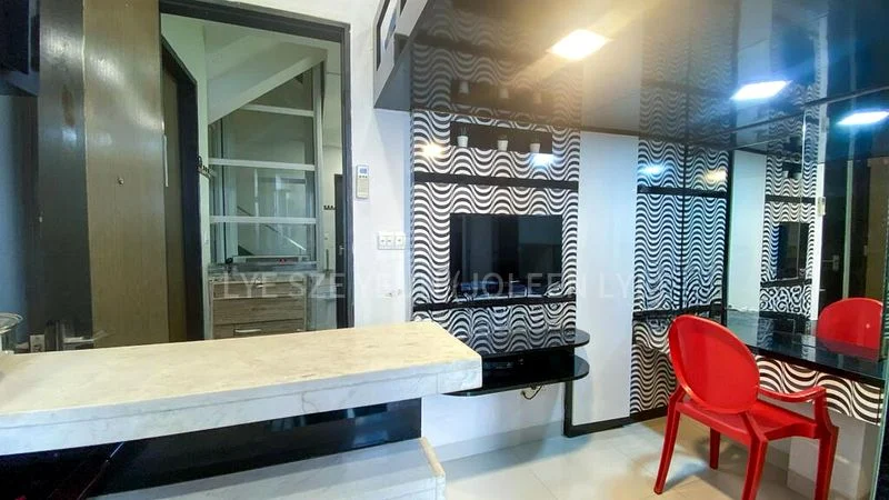 10 Bed Terraced House (Landed) for Sale in Hampshire Road - Image 3