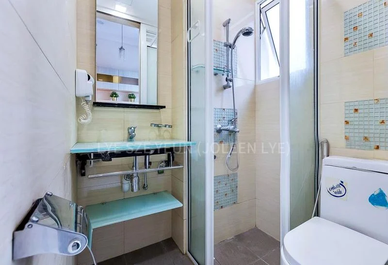 10 Bed Terraced House (Landed) for Sale in Hampshire Road - Image 6