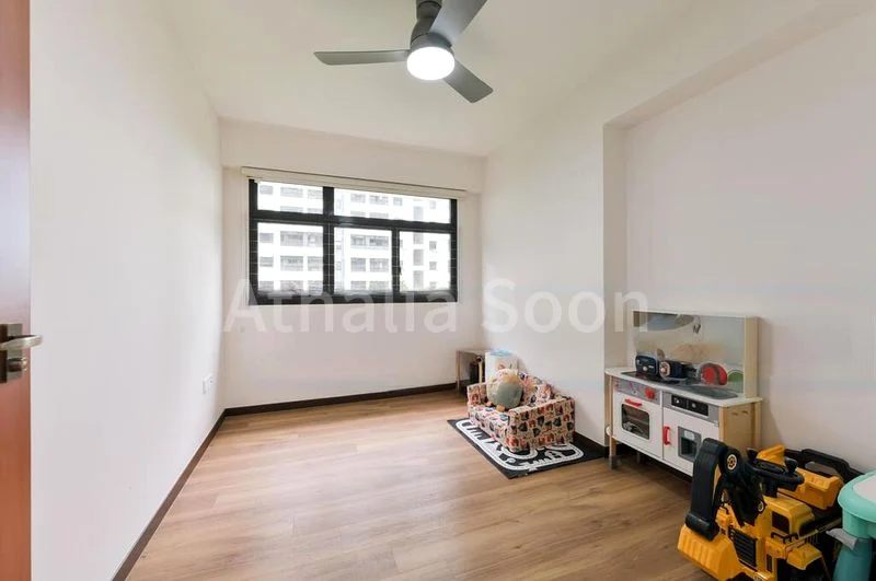 5 Room (5I) HDB for Sale in  Tampines Street 61 - Image 6