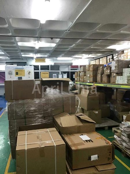 Light Industrial (B1) for Sale: Valiant Industrial Building - Image 17