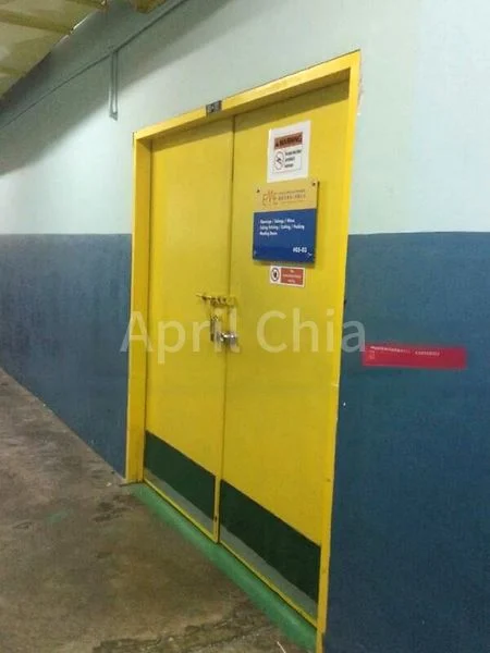 Light Industrial (B1) for Sale: Valiant Industrial Building - Image 2