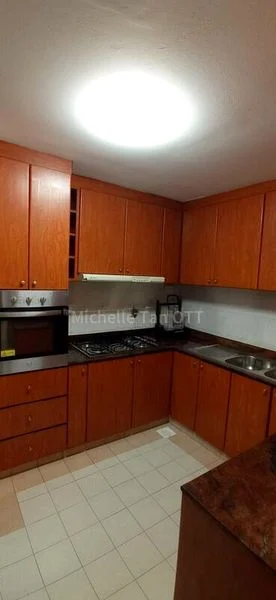 2 Bed Apartment (Condo) for Sale in Harbourlights - Image 7