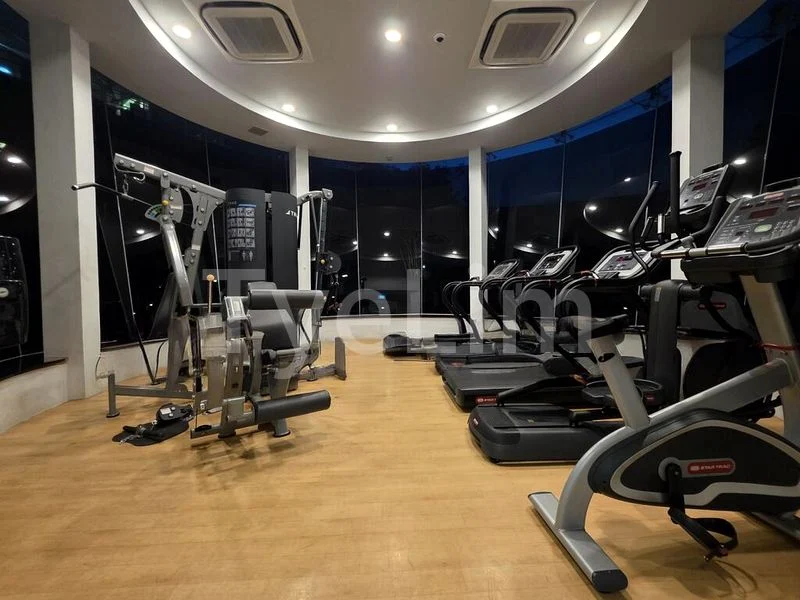 4 Bed Condo for Rent in  The Calrose - Image 13