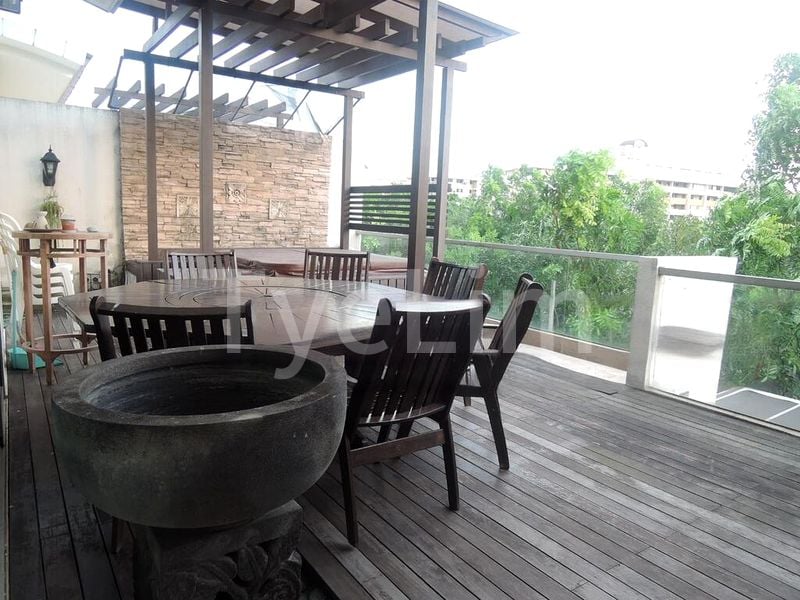 4 Bed Condo for Rent in  The Calrose - Image 1