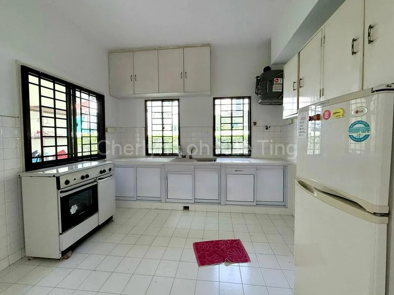 5 Bed Bungalow (Landed) for Sale in Clementi Park - Image 3