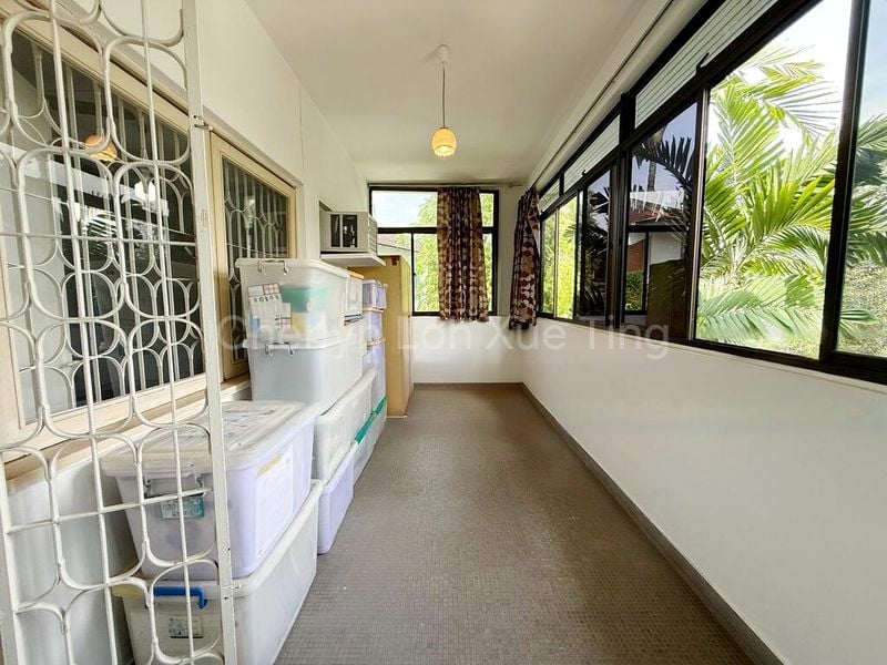 5 Bed Bungalow (Landed) for Sale in Clementi Park - Image 5