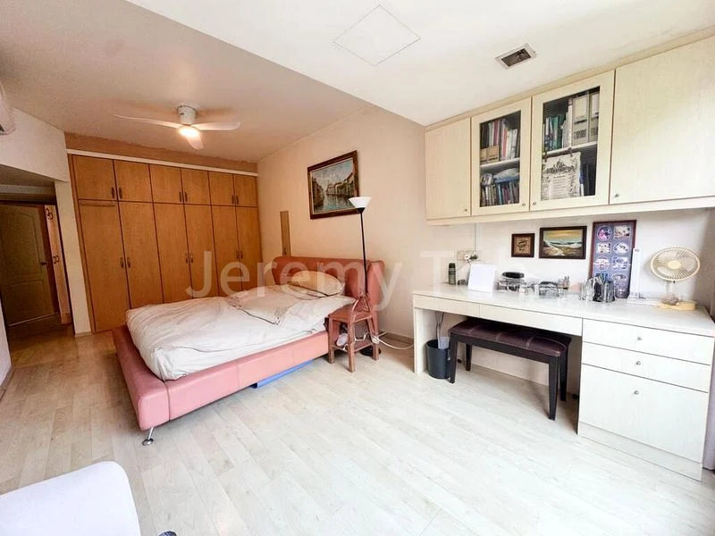 3 Bed Condo for Sale in The Dairy Farm - Image 9