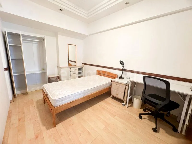 3 Bed Condo for Sale in The Dairy Farm - Image 4