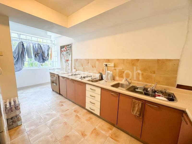 3 Bed Condo for Sale in The Dairy Farm - Image 2