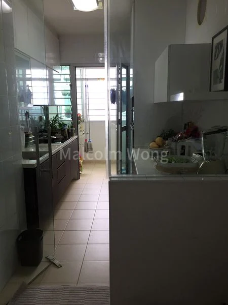 Common Room (HDB) for Rent in  27 Ghim Moh Link - Image 8