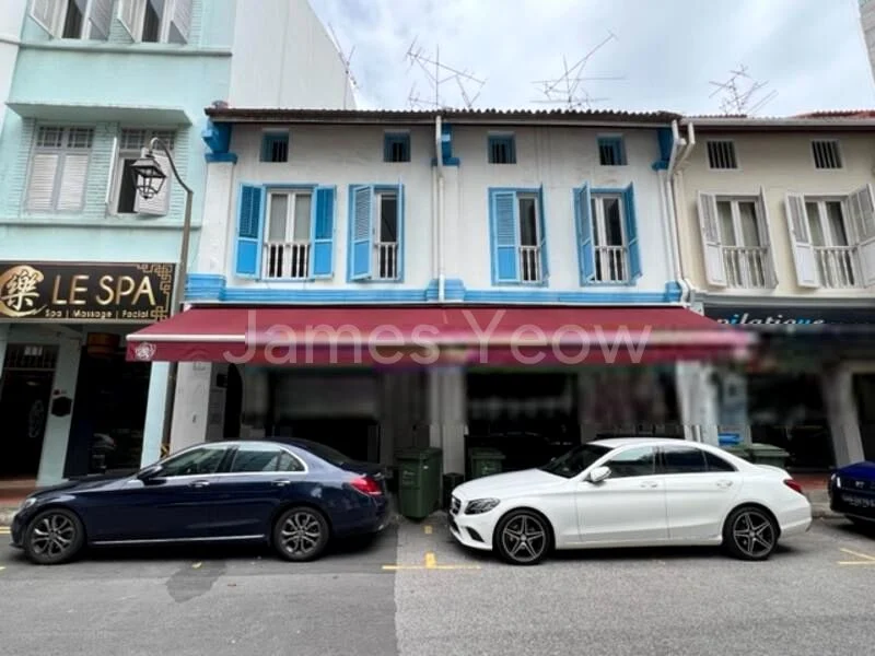 Shop / Shophouse for Sale: A Rare Pairing of Heritage Shophouses on Coveted Gemmill Lane, Fully Approved for Restaurant - Image 4