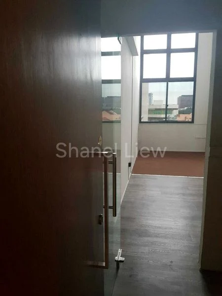 Shop / Shophouse for Sale: Centropod, 3-Storey Corner Shophouse, Jalan 17/38 - Image 3