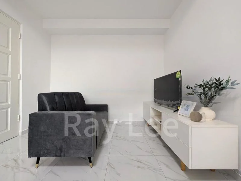 Master Room (Condo) for Rent in  People's Park Centre - Image 6
