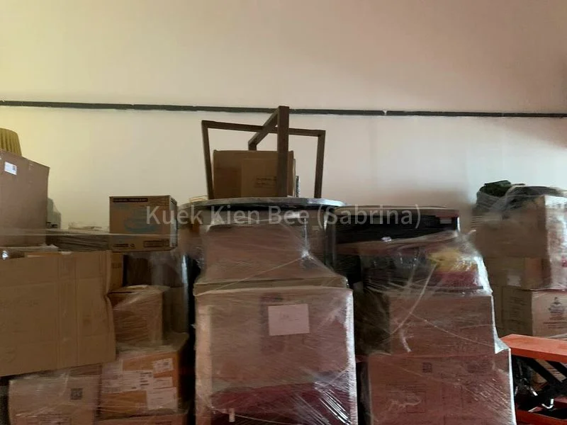 Light Industrial (B1) for Sale: 1,800 Sq Ft Unit, on 0.5 Acre Site, at 1-3 Brook Street, Brierley Hill - Image 4