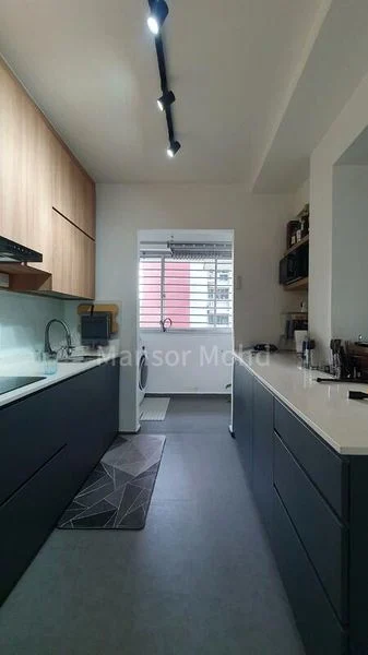 Common Room (HDB) for Rent in  439A Bukit Batok West Avenue 8 - Image 2