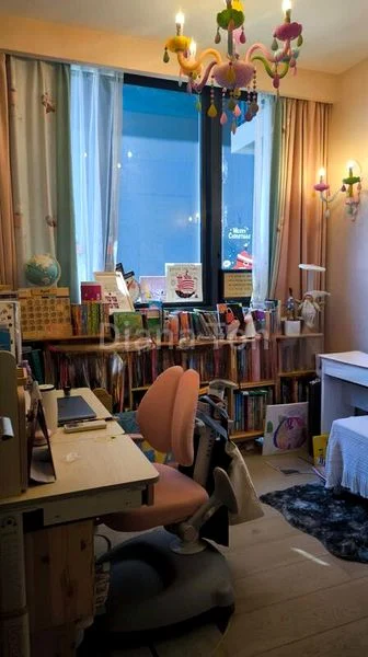 4 Bed Condo for Rent in  The Tapestry - Image 6