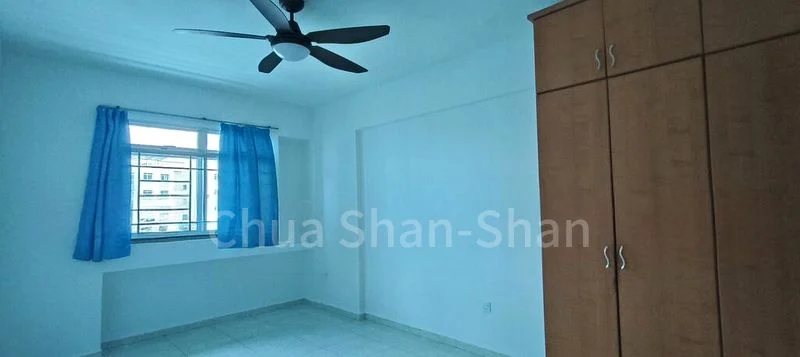 5 Room (5I) HDB for Rent in  126A Edgedale Plains - Image 2