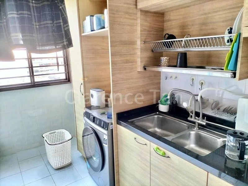 Common Room (HDB) for Rent in  204 Petir Road - Image 3