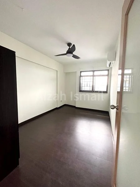 5 Room (5I) HDB for Rent in  319A Anchorvale Drive - Image 2