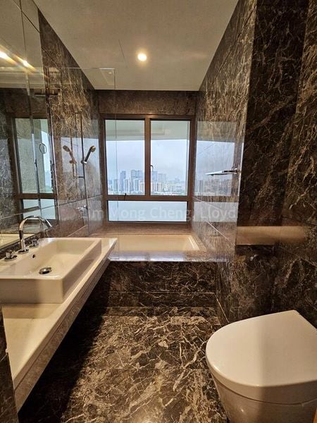 3 Bed Condo for Rent in  Parkview Eclat - Image 11