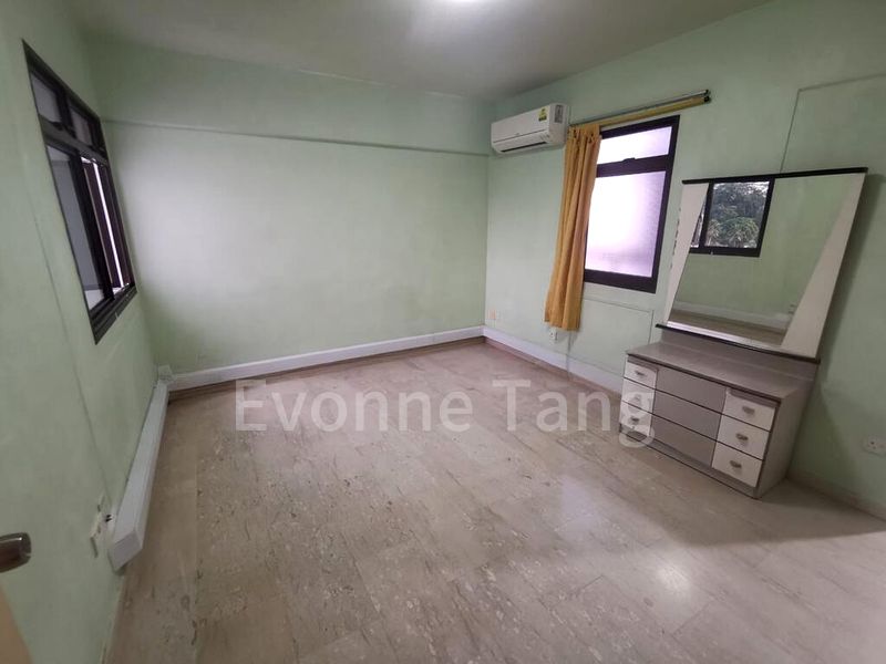 Master Room (HDB) for Rent in  588A Montreal Drive - Image 3