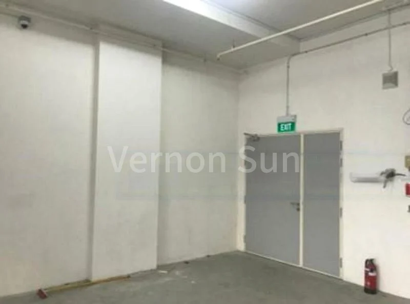 Light Industrial (B1) for Sale: Solstice Business Centre - Image 2