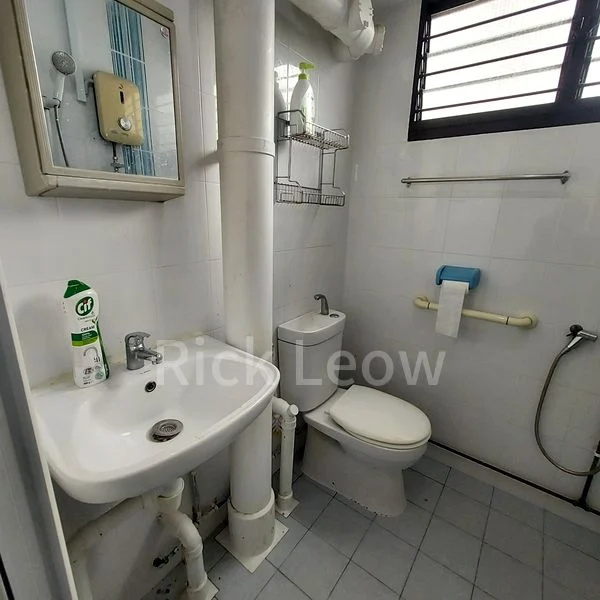 Common Room (HDB) for Rent in 503 Ang Mo Kio Avenue 5 - Image 3