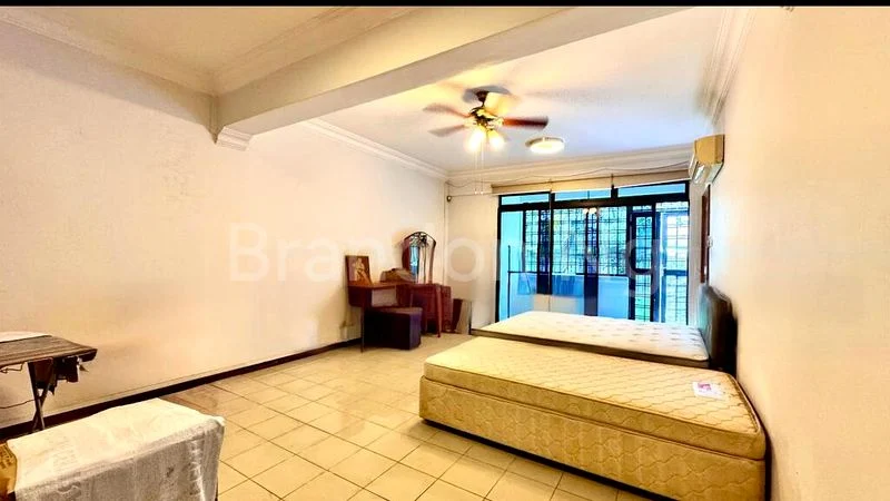 4 Bed Terraced House (Landed) for Sale in Chun Tin Road - Image 1