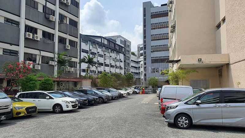 Light Industrial (B1) for Rent: Halcyon 2 - Image 2