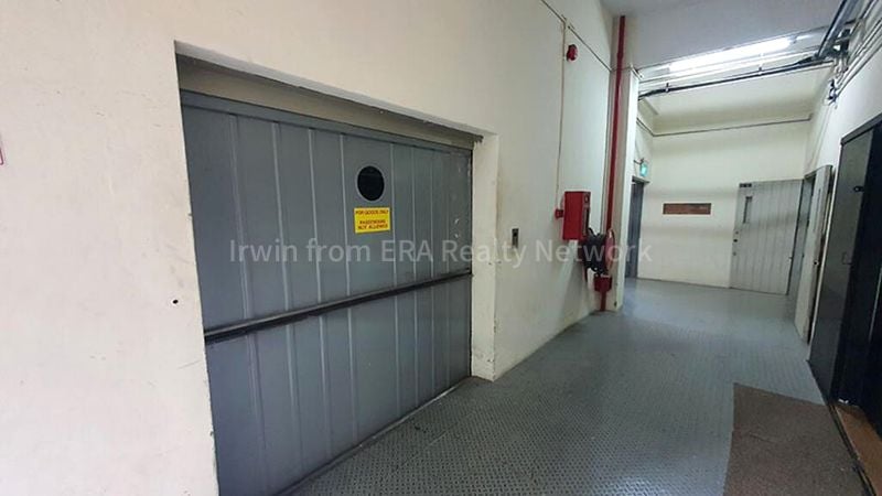 Light Industrial (B1) for Rent: Halcyon 2 - Image 1