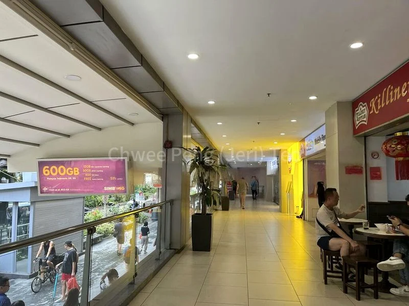 Shop / Shophouse for Rent: Lucky Plaza - Image 5