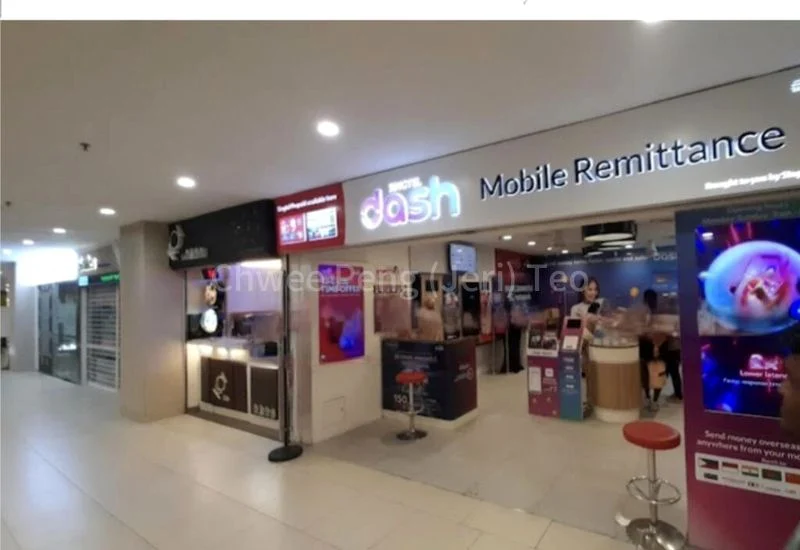 Shop / Shophouse for Rent: Lucky Plaza - Image 8