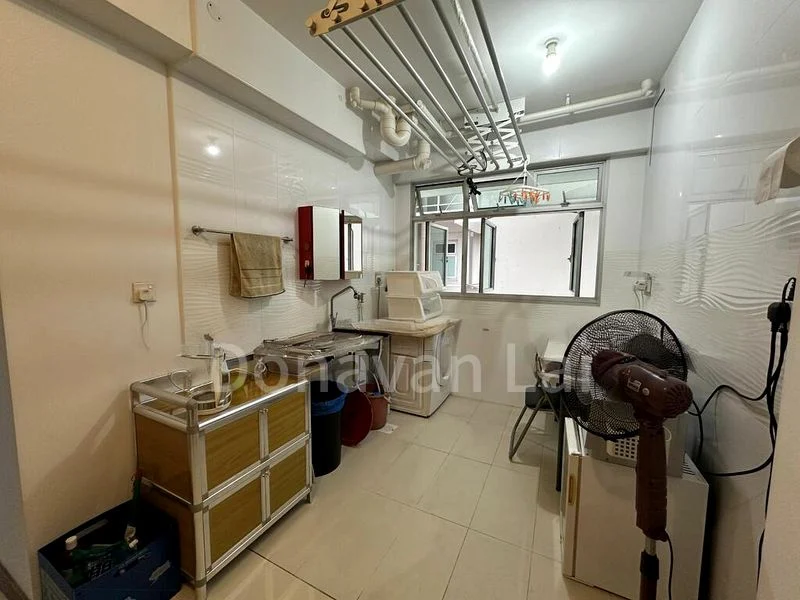 2 Room (2A) HDB for Rent in  438C Bukit Batok West Avenue 8 - Image 5