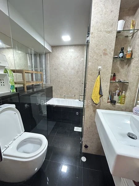 Master Room (Condo) for Rent in  Grandeur 8 - Image 2