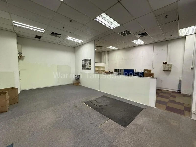 Light Industrial (B1) for Rent: Sindo Industrial Building - Image 5