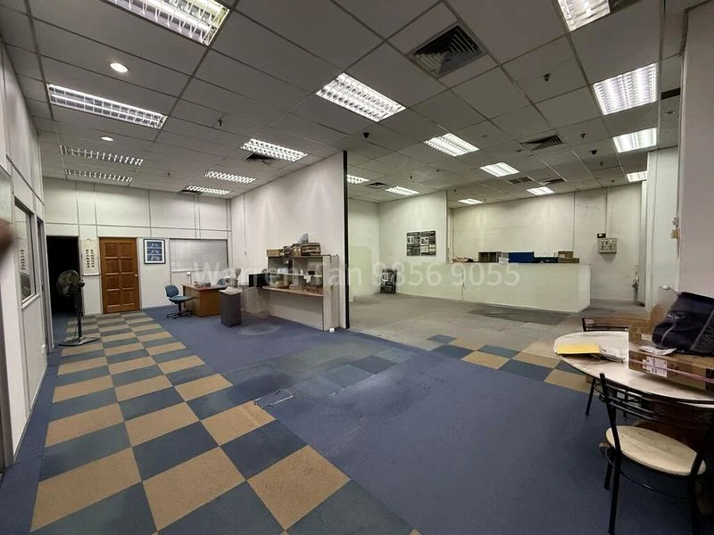 Light Industrial (B1) for Rent: Sindo Industrial Building - Image 1