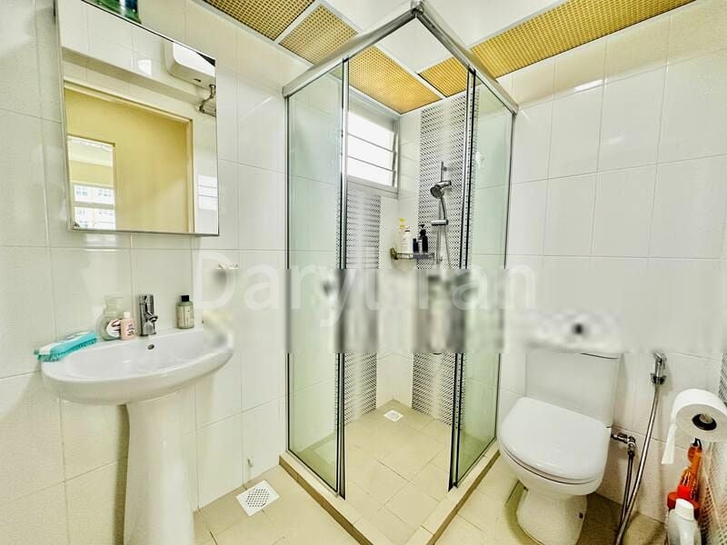 5 Room (5A) HDB for Sale in  166A Yung Kuang Road - Image 12